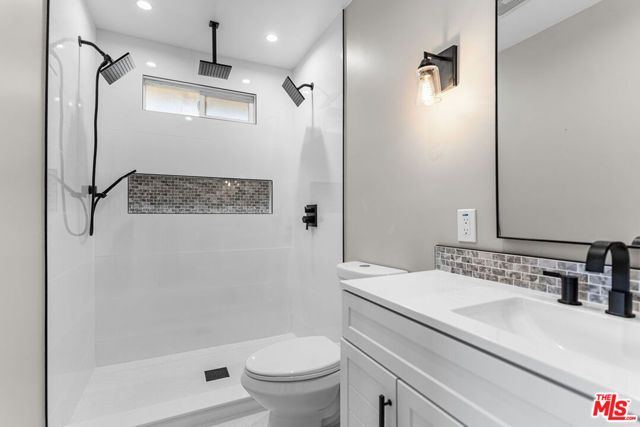 16030 Osage Road, Apple Valley, CA 92307