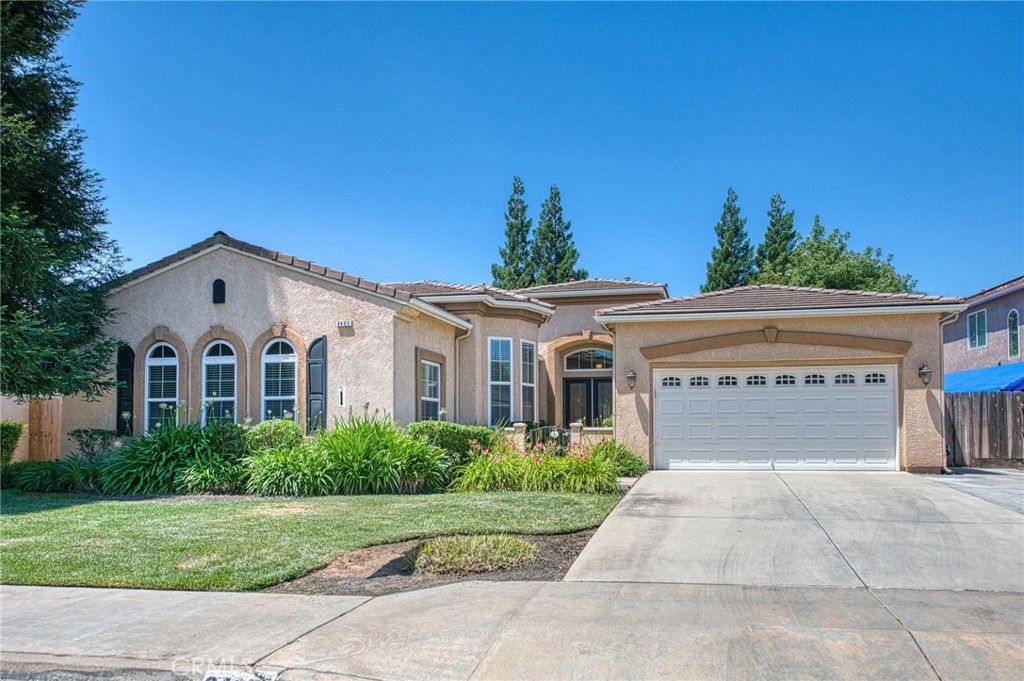 Image 1 of property listing at 8405 N Paula, Fresno, CA 93720