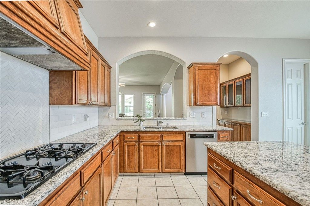 Image 19 of property listing at 8405 N Paula, Fresno, CA 93720