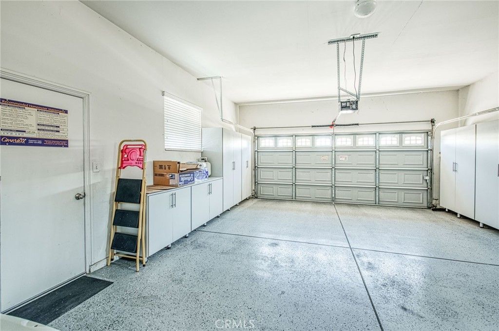 Image 23 of property listing at 8405 N Paula, Fresno, CA 93720