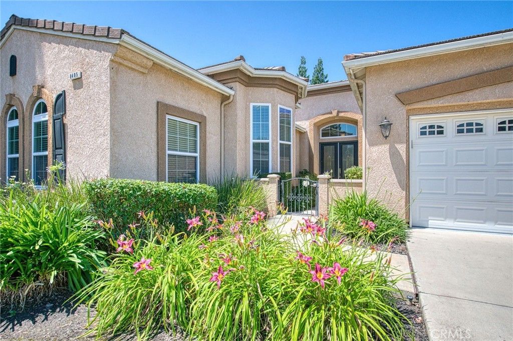 Image 3 of property listing at 8405 N Paula, Fresno, CA 93720