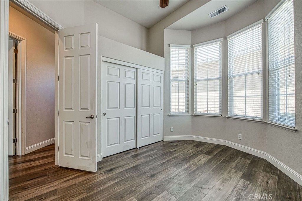 Image 31 of property listing at 8405 N Paula, Fresno, CA 93720