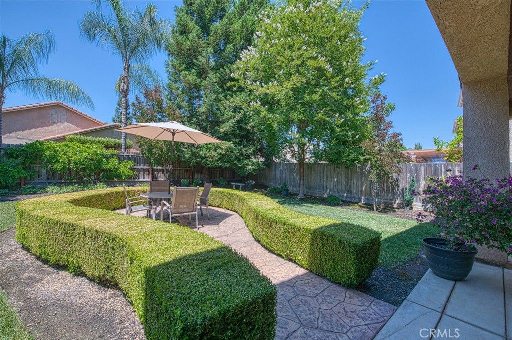 Image 45 of property listing at 8405 N Paula, Fresno, CA 93720