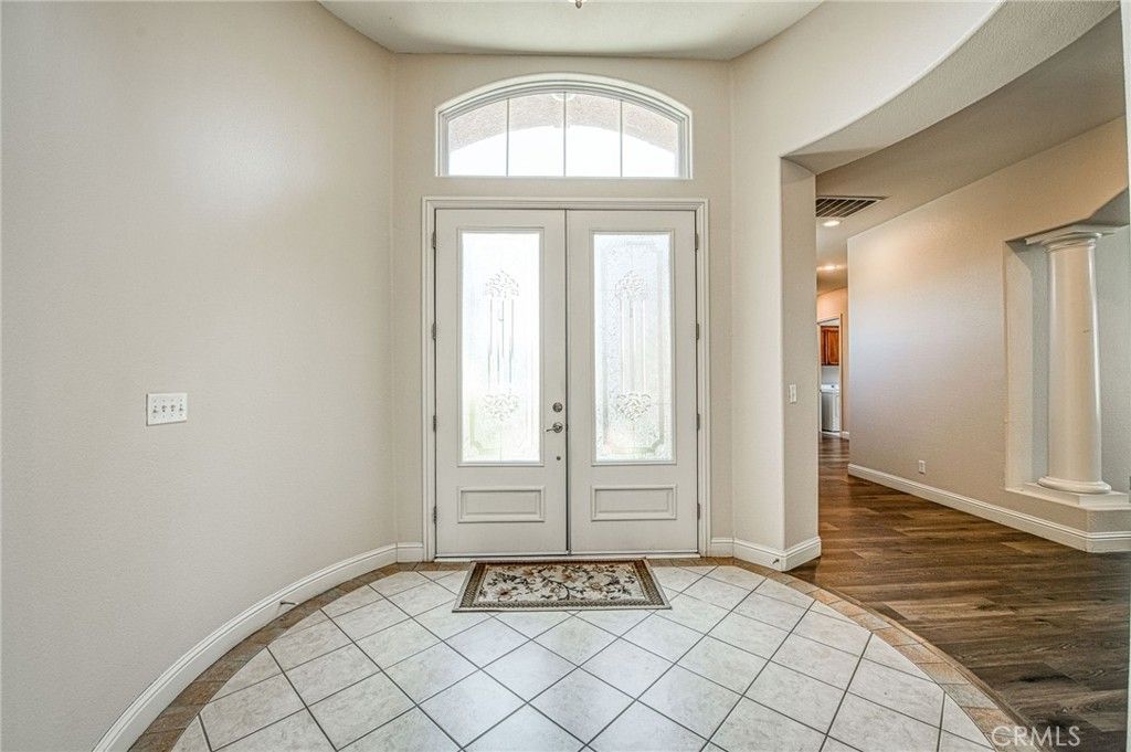 Image 6 of property listing at 8405 N Paula, Fresno, CA 93720
