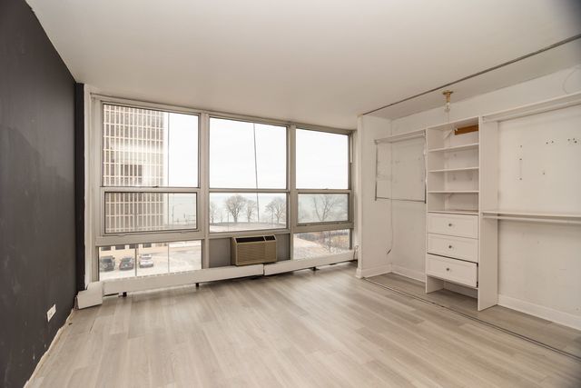 6730 S South Shore Drive 501, Chicago, IL 60649