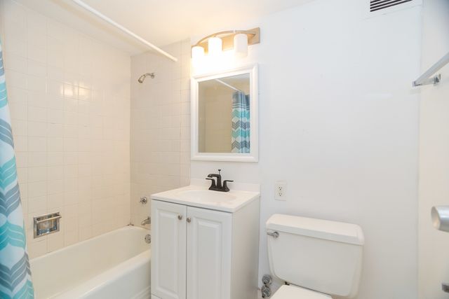 6730 S South Shore Drive 501, Chicago, IL 60649