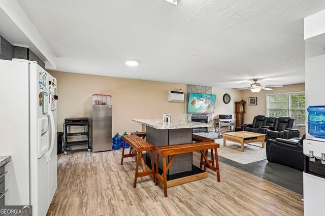 52 Aspen Lake Trace, Newnan, GA 30263