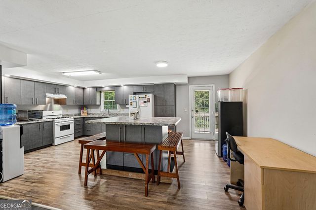 52 Aspen Lake Trace, Newnan, GA 30263
