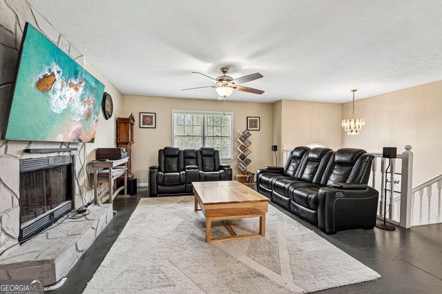 52 Aspen Lake Trace, Newnan, GA 30263
