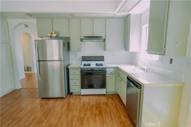 25205 Via Las Lomas, Murrieta, CA 92562