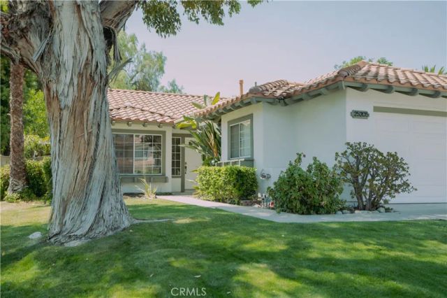 25205 Via Las Lomas, Murrieta, CA 92562