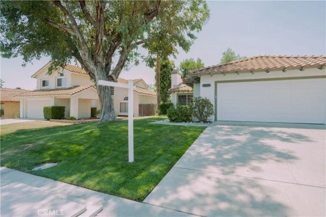 25205 Via Las Lomas, Murrieta, CA 92562