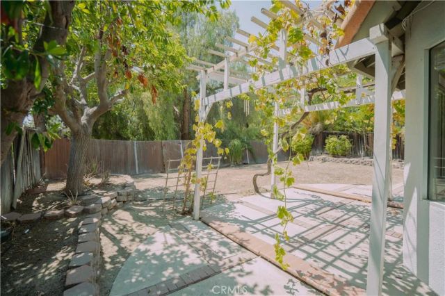 25205 Via Las Lomas, Murrieta, CA 92562