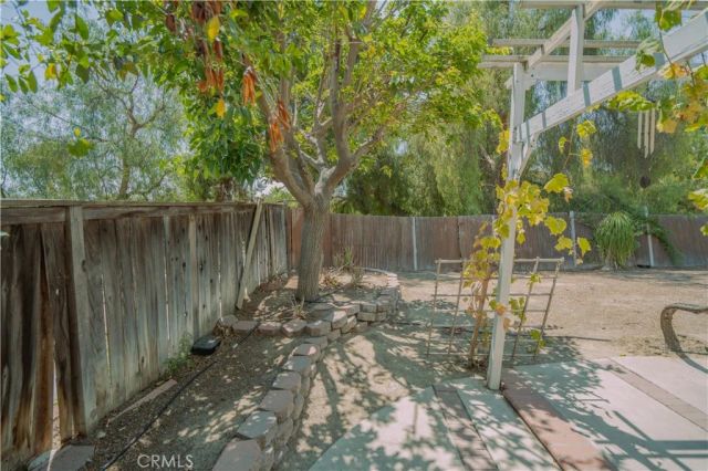25205 Via Las Lomas, Murrieta, CA 92562