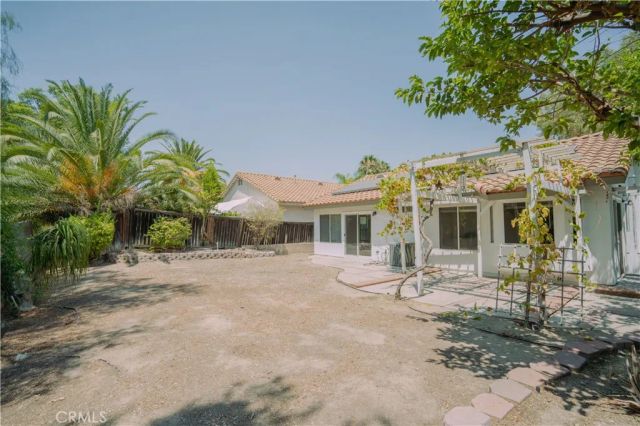 25205 Via Las Lomas, Murrieta, CA 92562