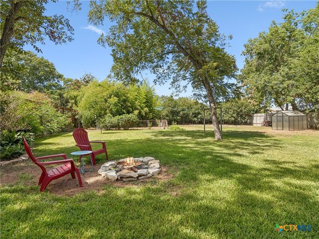351 E North Street, New Braunfels, TX 78130
