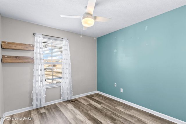 214 Garnette Ct, Mt Washington, KY 40047