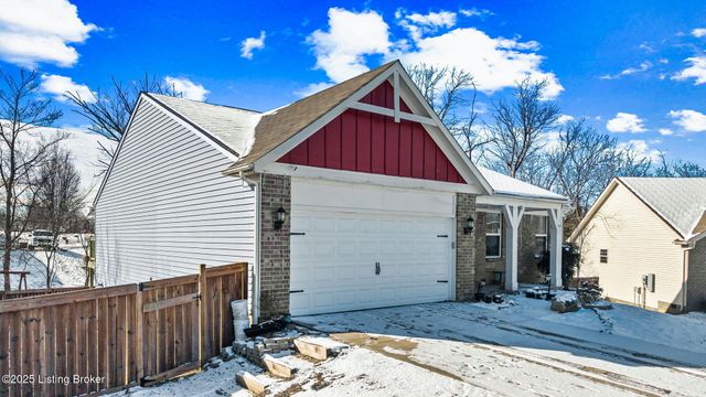 214 Garnette Ct, Mt Washington, KY 40047