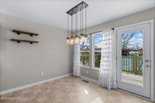 214 Garnette Ct, Mt Washington, KY 40047