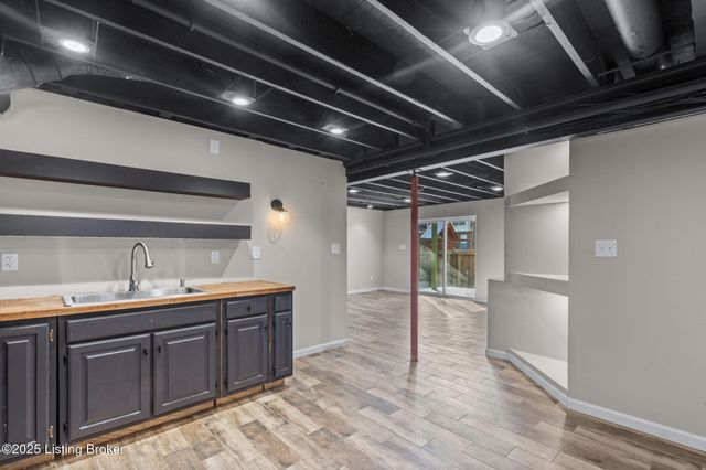 214 Garnette Ct, Mt Washington, KY 40047