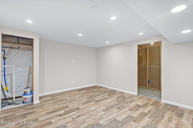 214 Garnette Ct, Mt Washington, KY 40047