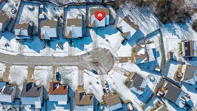 214 Garnette Ct, Mt Washington, KY 40047