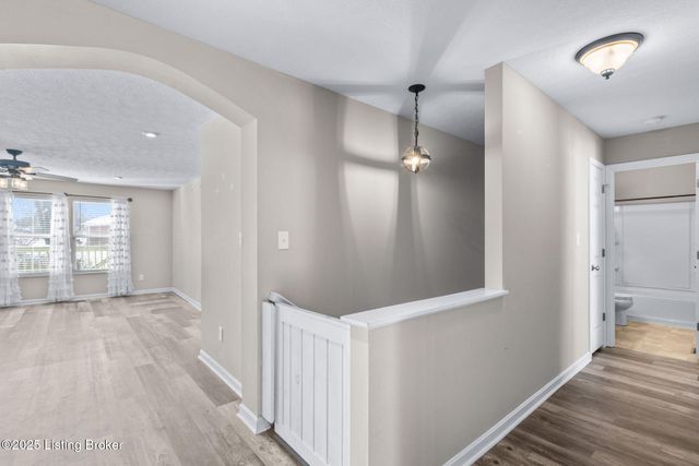 214 Garnette Ct, Mt Washington, KY 40047