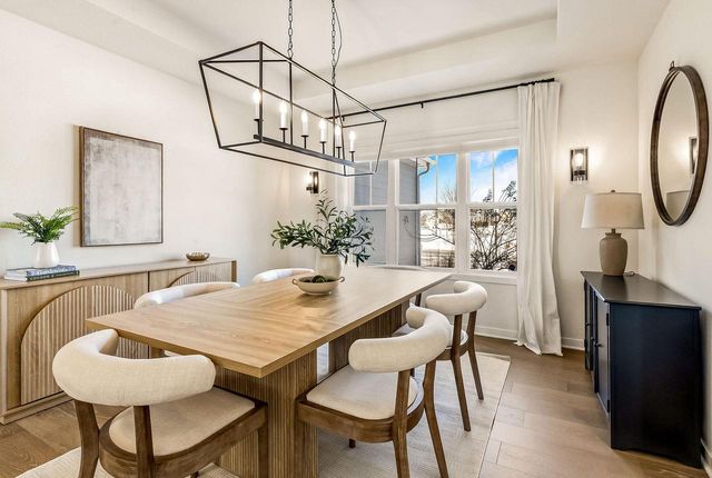 8955 W Highlander DRIVE, Mequon, WI 53097