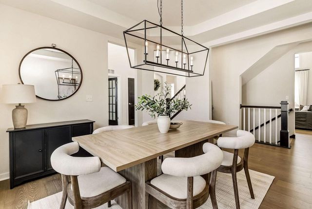 8955 W Highlander DRIVE, Mequon, WI 53097