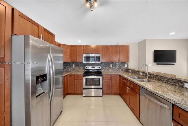15166 SW 142nd Court, Miami, FL 33186