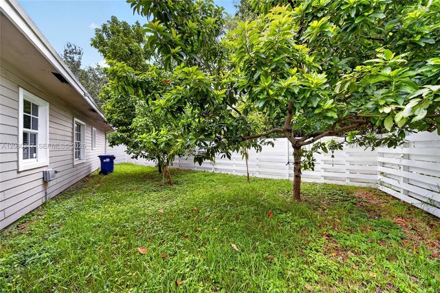 15166 SW 142nd Court, Miami, FL 33186