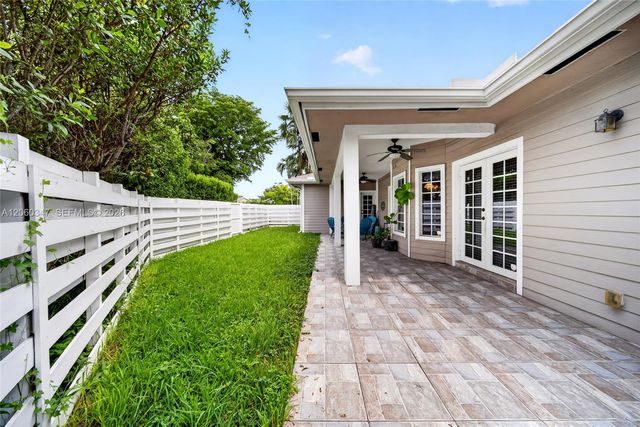 15166 SW 142nd Court, Miami, FL 33186