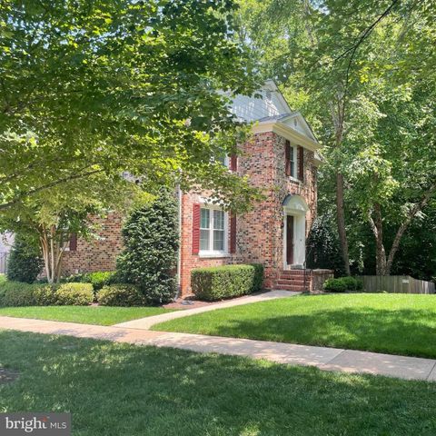 9409 PARK HUNT CT, Springfield, VA 22153