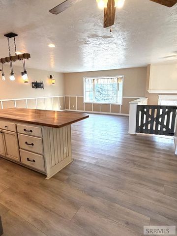 518 N 1000 W, Blackfoot, ID 83221