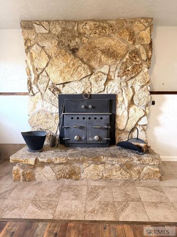 518 N 1000 W, Blackfoot, ID 83221