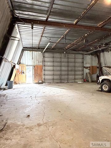 518 N 1000 W, Blackfoot, ID 83221