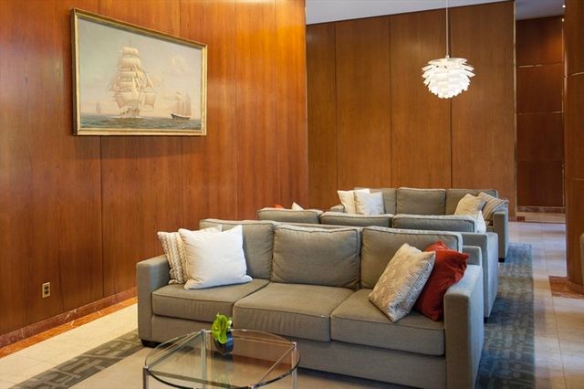 65 East India Row 10A, Boston, MA 02110