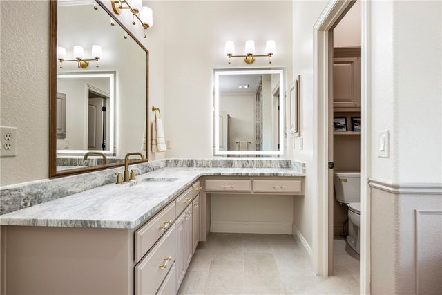 1302 NE Fairwinds Drive, Bentonville, AR 72712