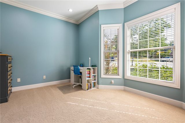1302 NE Fairwinds Drive, Bentonville, AR 72712
