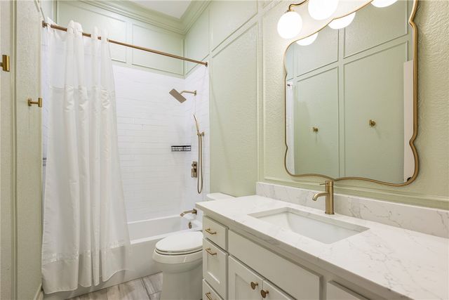 1302 NE Fairwinds Drive, Bentonville, AR 72712