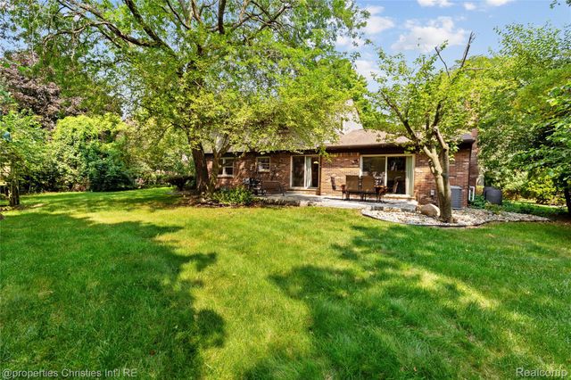 41101 Croydon Court, Northville Township, MI 48168