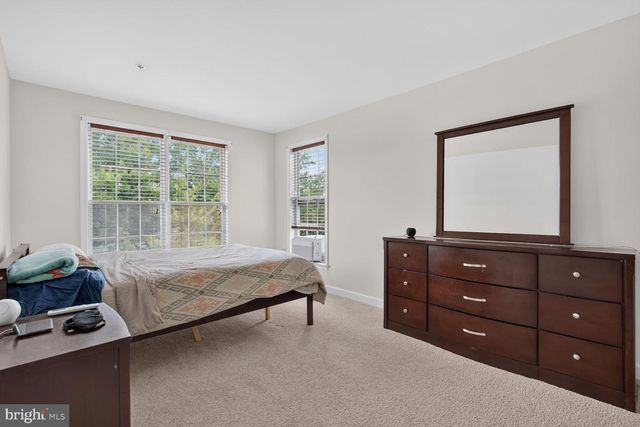 112 56TH PL SE, Washington, DC 20019