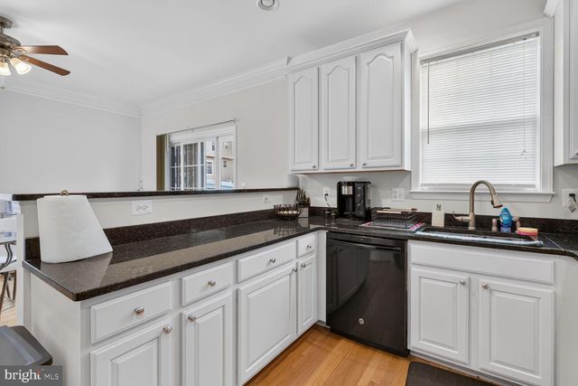 112 56TH PL SE, Washington, DC 20019