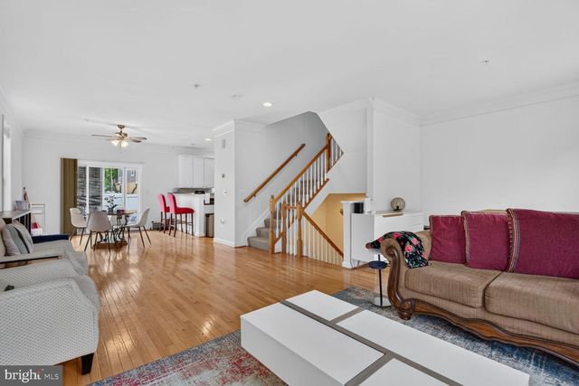 112 56TH PL SE, Washington, DC 20019