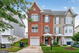 112 56TH PL SE, Washington, DC 20019