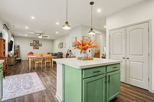 242 Dowler Drive, South Bloomfield, OH 43103