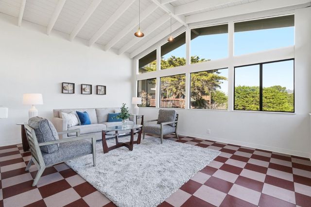 123 Kent Road, Pacifica, CA 94044