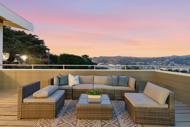 123 Kent Road, Pacifica, CA 94044