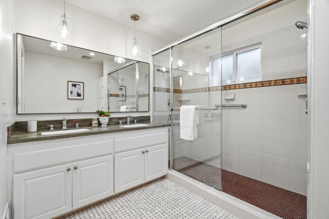 123 Kent Road, Pacifica, CA 94044