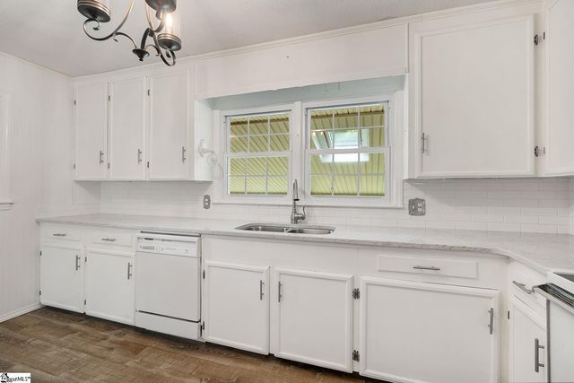 915 Cricket Lane, Anderson, SC 29621